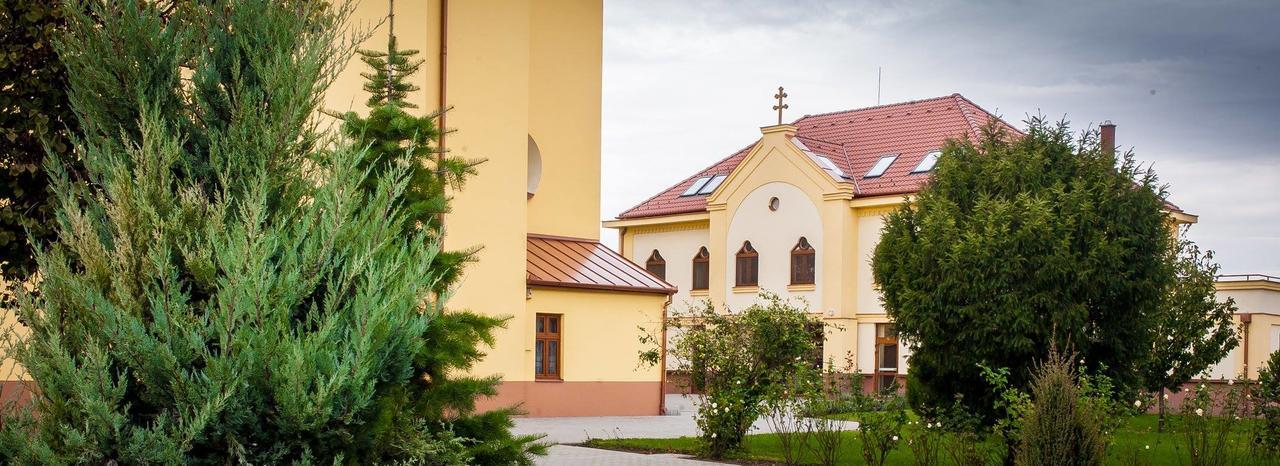 MAMRE Szálló Hajduboszormeny Esterno foto
